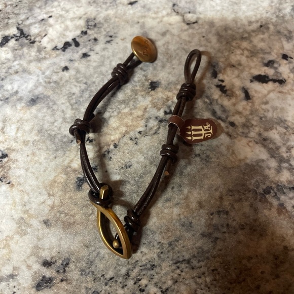 James Avery Ichthus Leather Fisher's Of Men Bronze Bracelet 7" - Picture 3 of 6